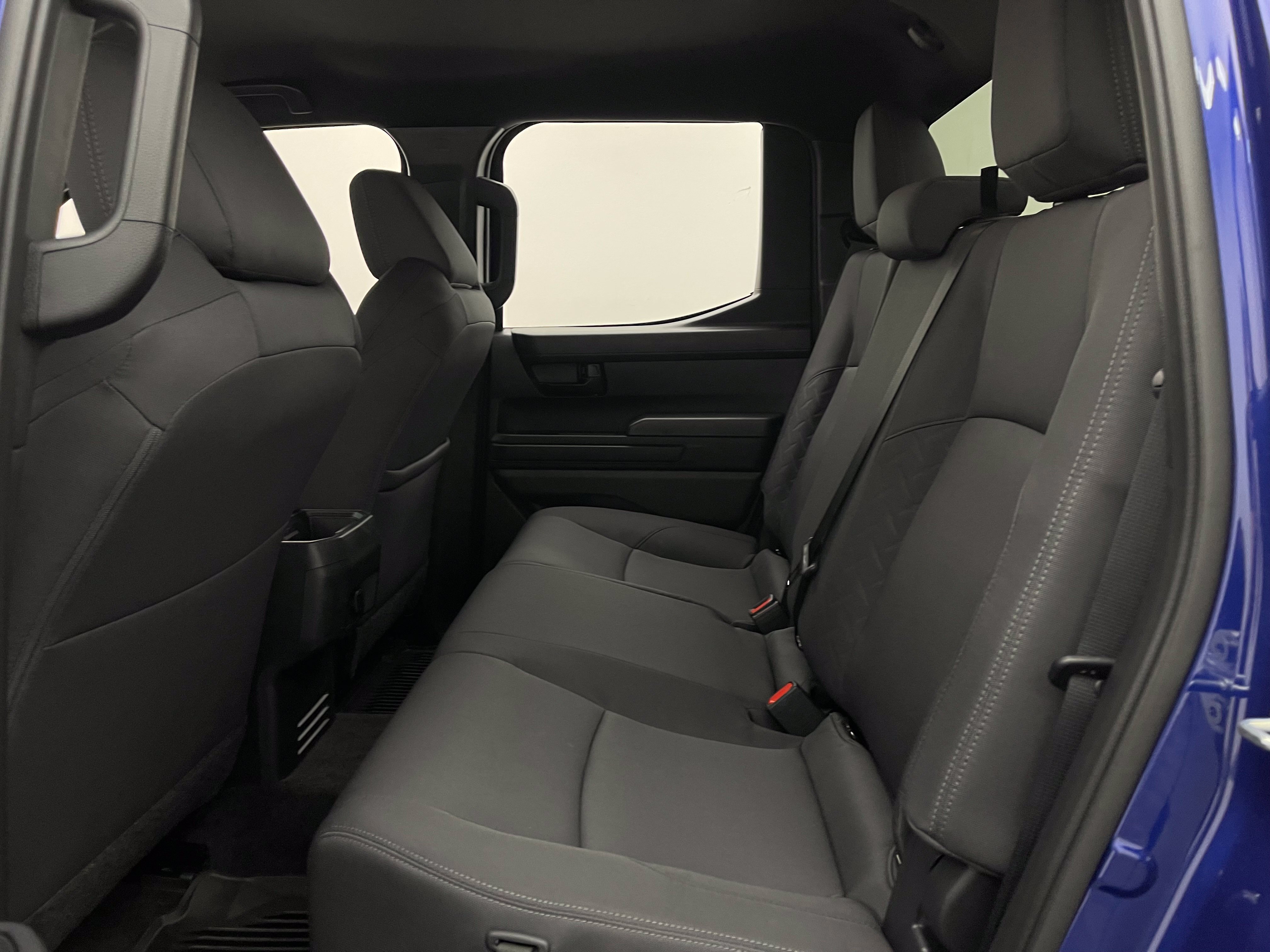 Used 2025 Toyota Tacoma SR5 AWD/4WD image 35