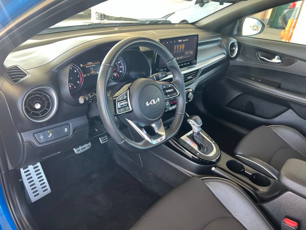 Certified 2022 Kia Forte GT-Line FWD image 6