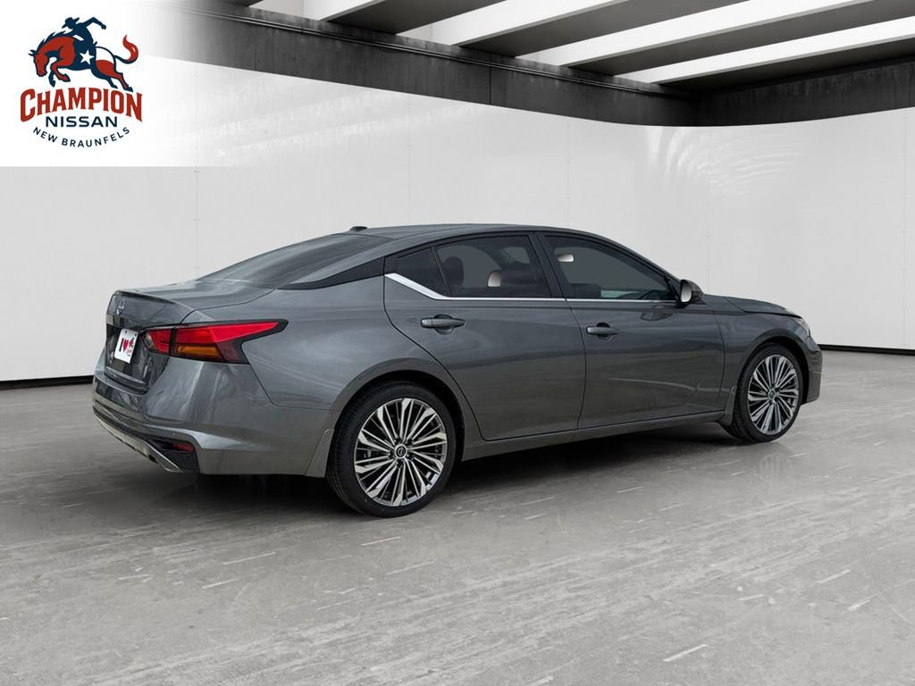 New 2026 Nissan Altima 2.5 SV w/ SV Premium Package FWD image 5