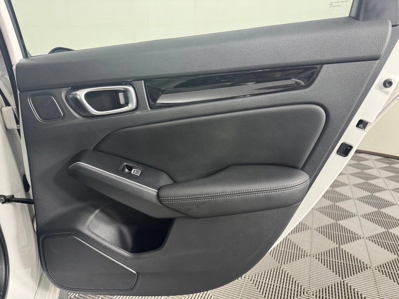 Used 2025 Honda Civic Sport Touring image 29