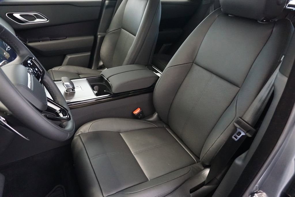 New 2026 Land Rover Range Rover Velar Dynamic SE image 20
