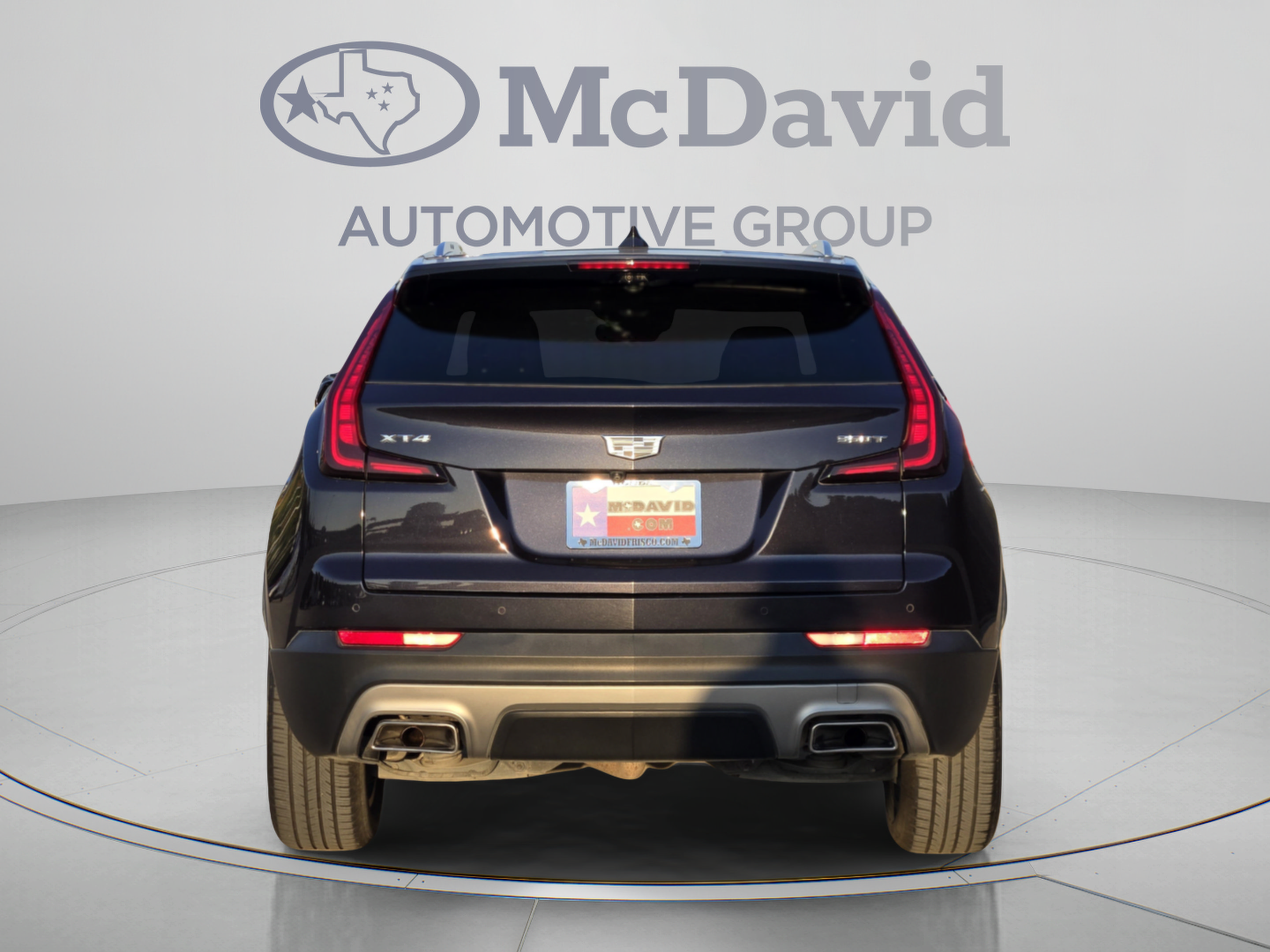 Used 2022 Cadillac XT4 Premium Luxury w/ Enhanced Visibility Package FWD image 5