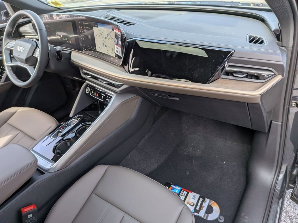 New 2025 Audi Q5 Premium Plus image 24