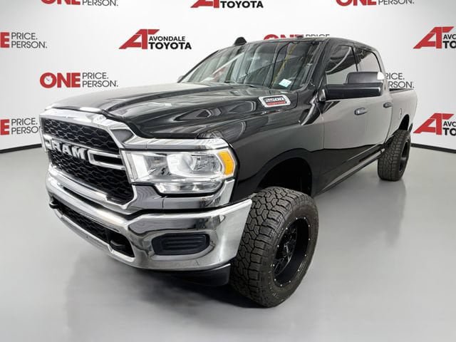 Used 2022 RAM 2500 Tradesman AWD/4WD image 3