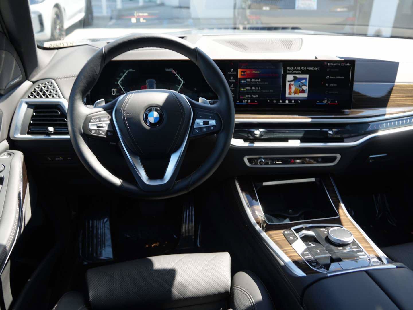 Used 2026 BMW X5 xDrive40i AWD/4WD image 8