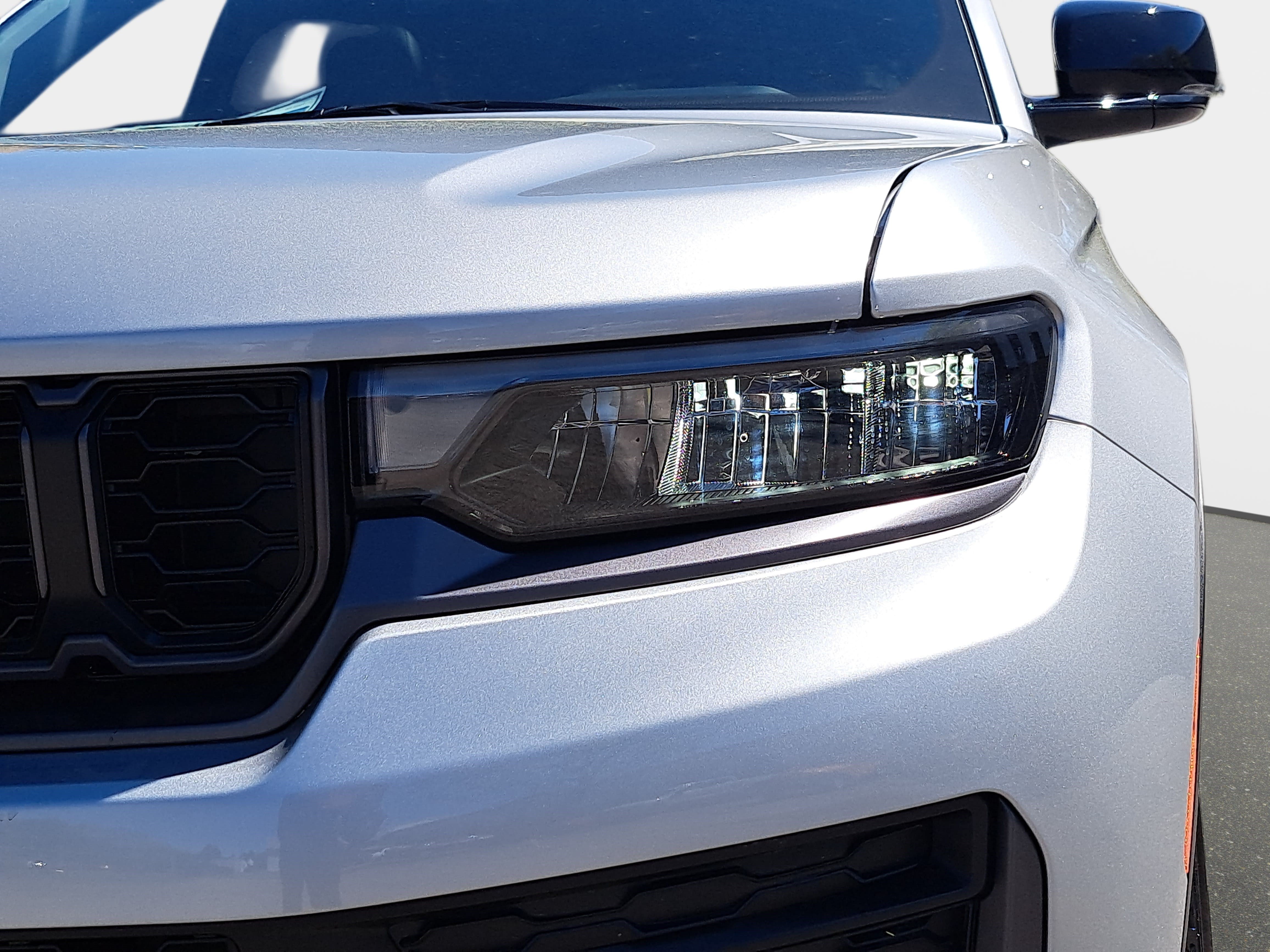 New 2026 Jeep Grand Cherokee Altitude AWD/4WD image 28