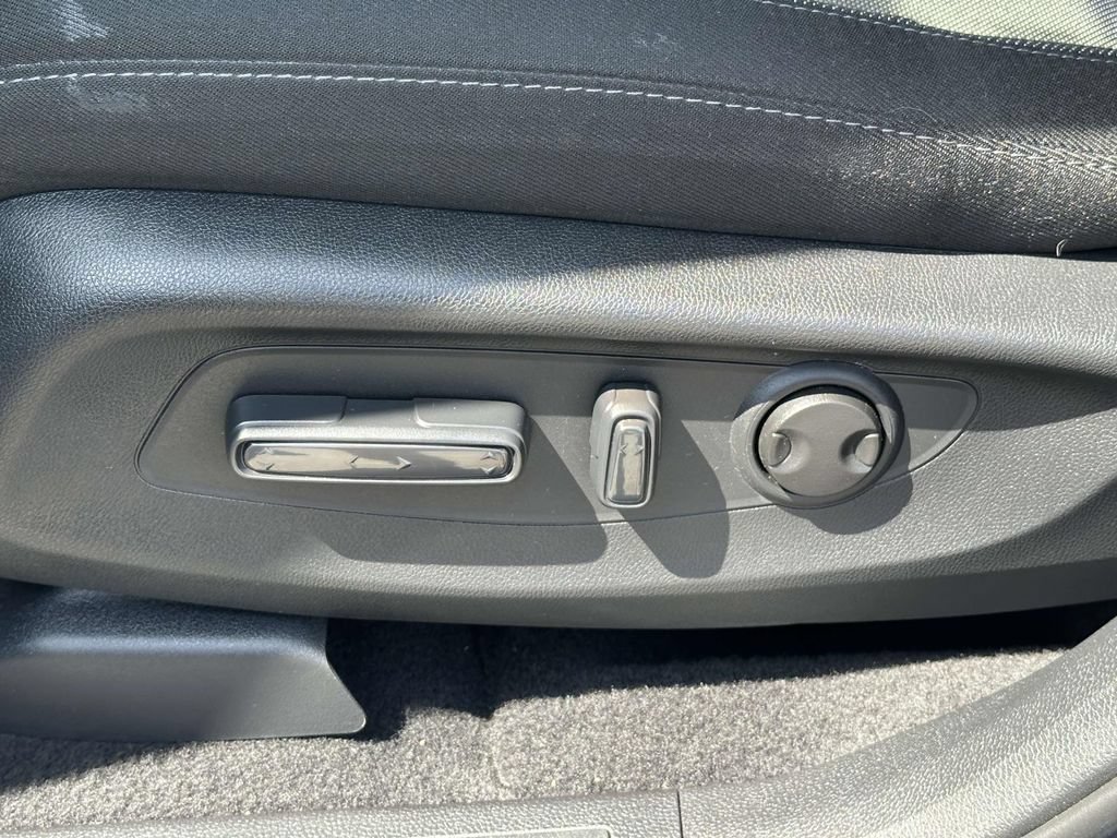Used 2024 Honda CR-V EX image 16