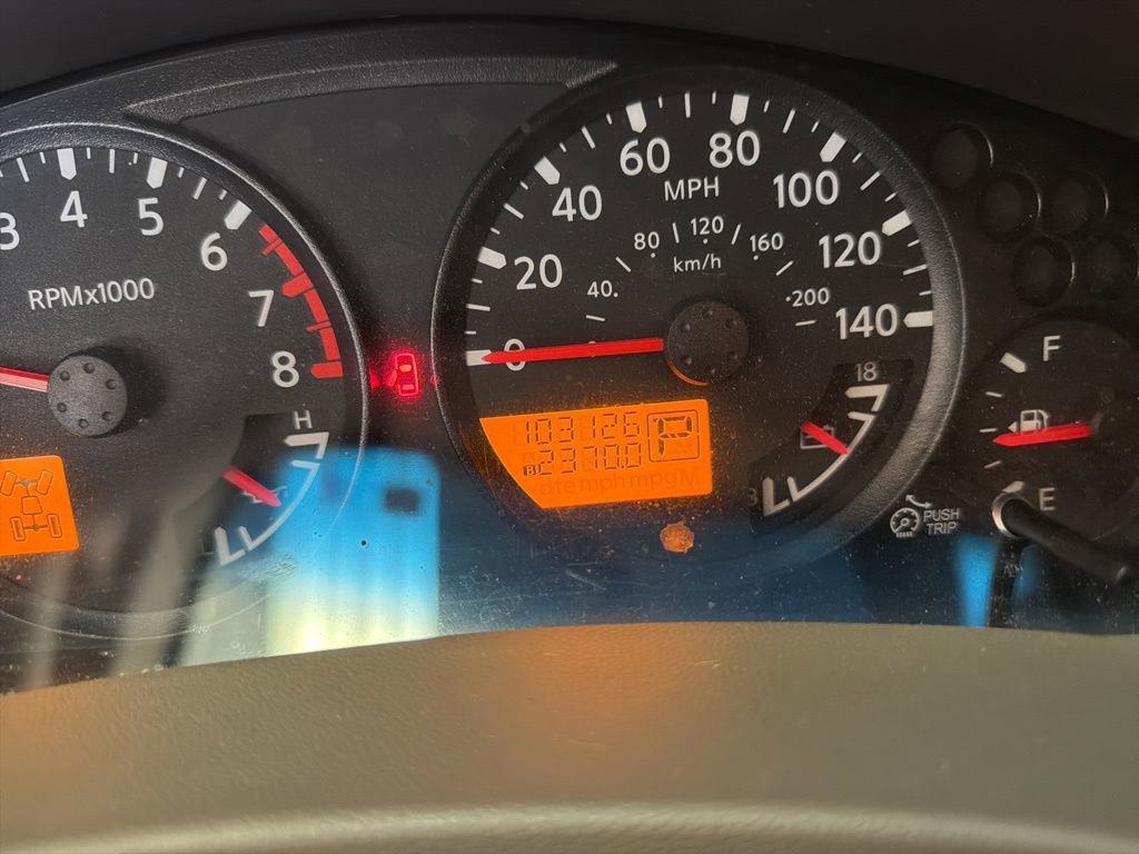 Used 2012 Nissan Frontier SV AWD/4WD image 3