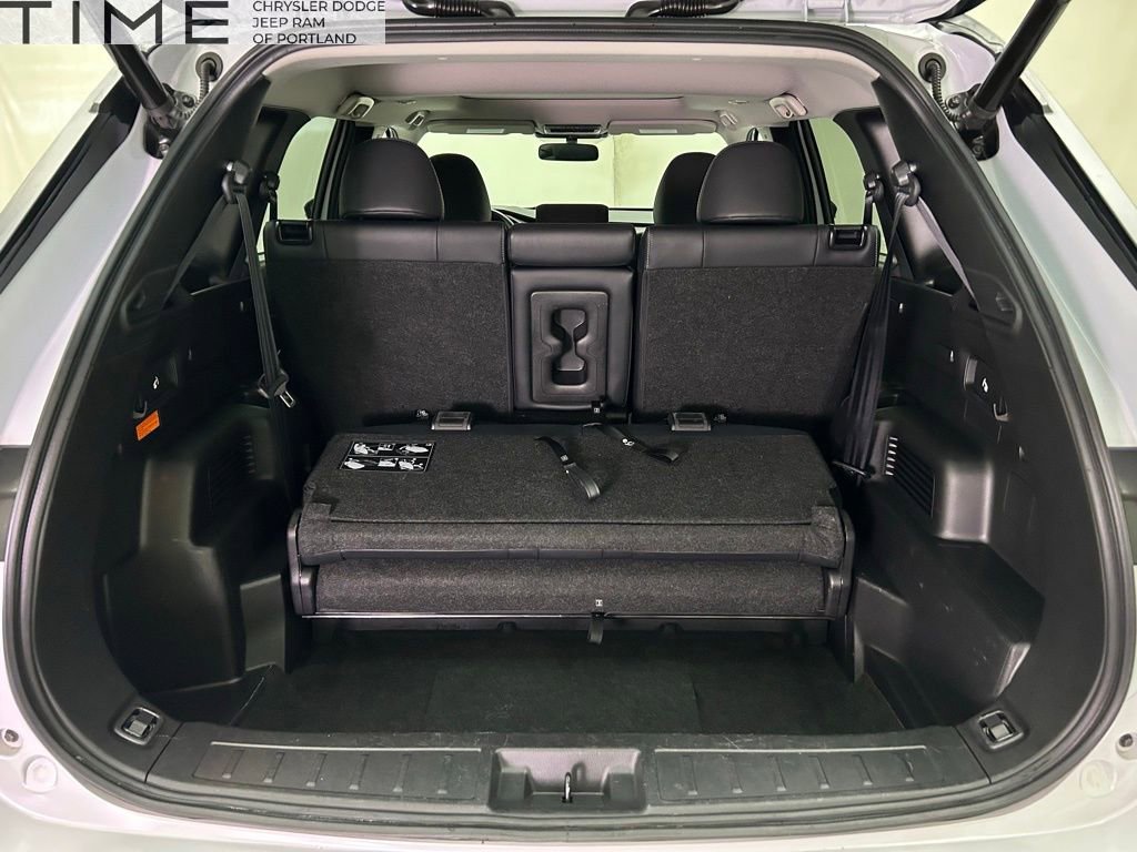 Used 2024 Mitsubishi Outlander Ralliart image 13