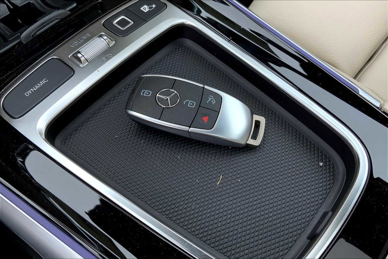 New 2025 Mercedes-Benz GLB 250 4MATIC image 21