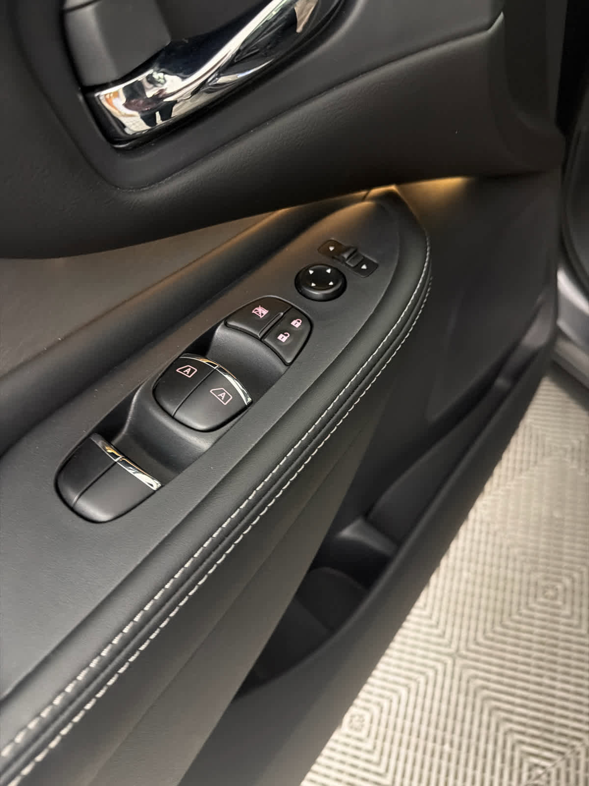 Certified 2024 Nissan Murano SL FWD image 23