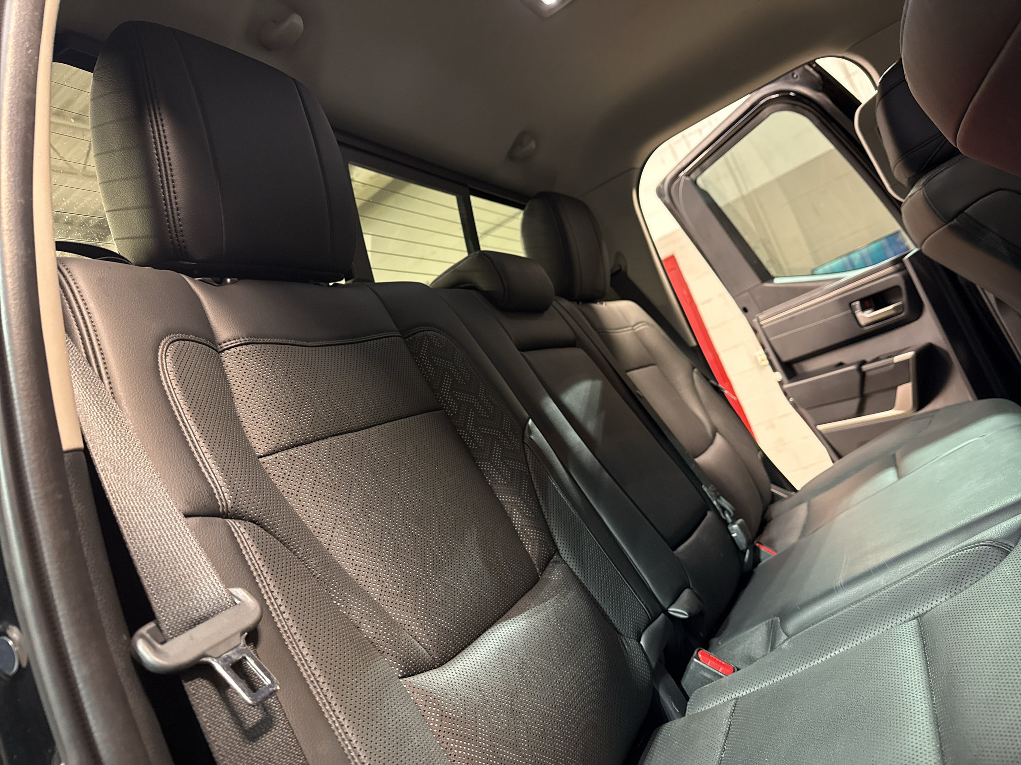 Used 2022 Toyota Tundra SR5 w/ SR5 Premium Package AWD/4WD image 26