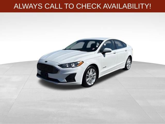 Used 2019 Ford Fusion SE FWD image 3