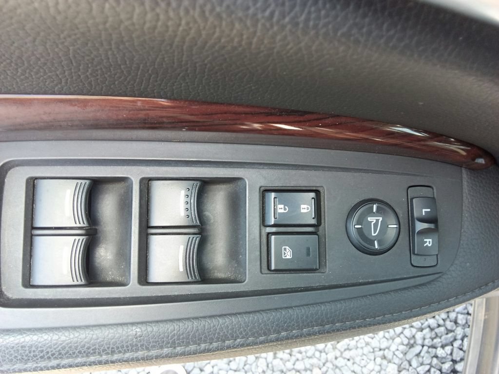 Used 2014 Acura MDX SH-AWD w/ Technology Package image 18