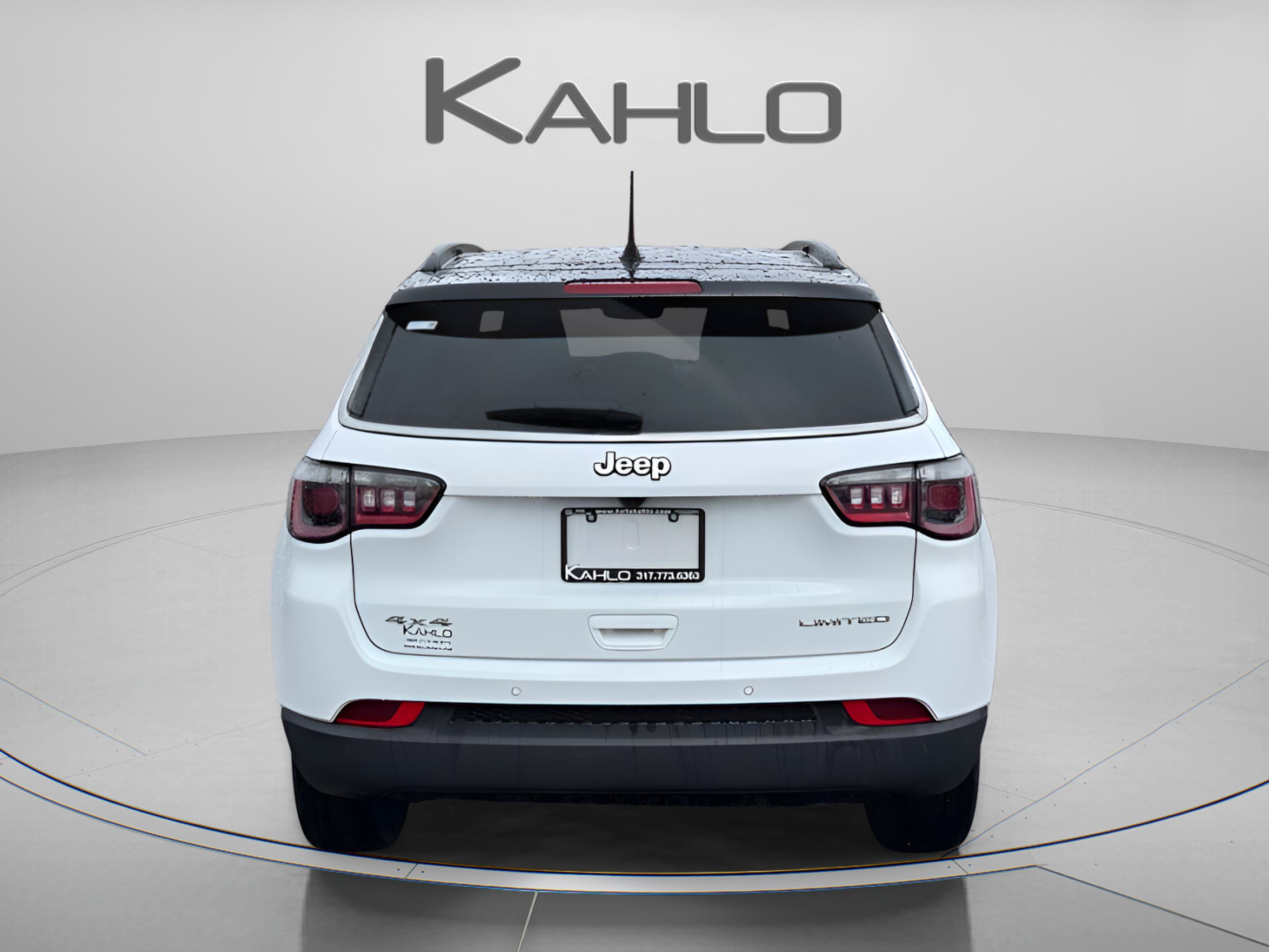 Used 2025 Jeep Compass Limited image 4