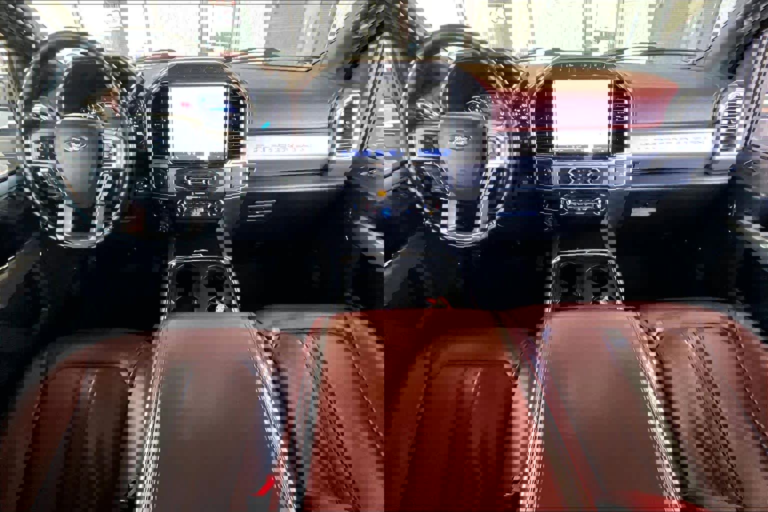 Used 2022 Ford F350 Platinum w/ FX4 Off-Road Package image 15