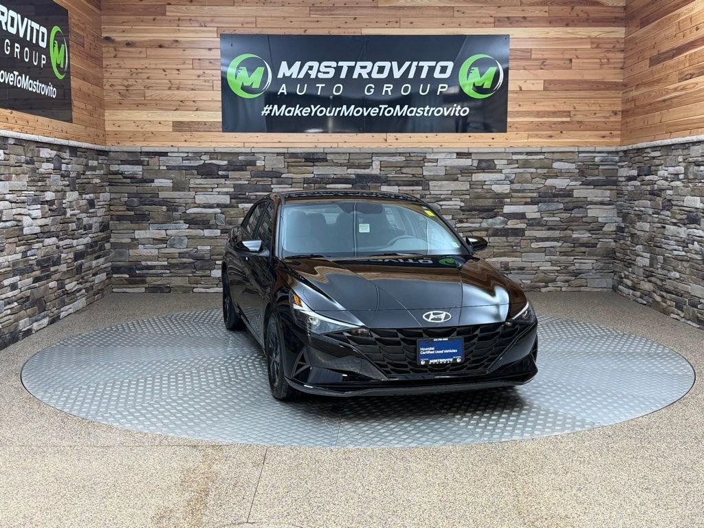 Certified 2023 Hyundai Elantra SEL video 2