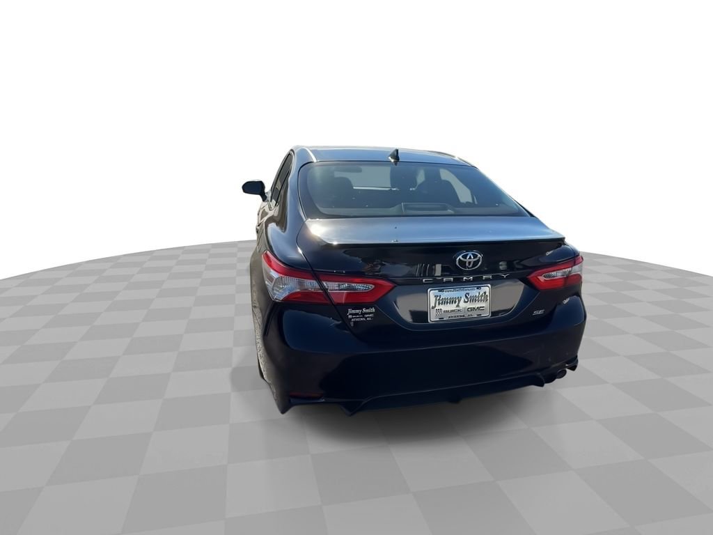 Used 2020 Toyota Camry SE image 7