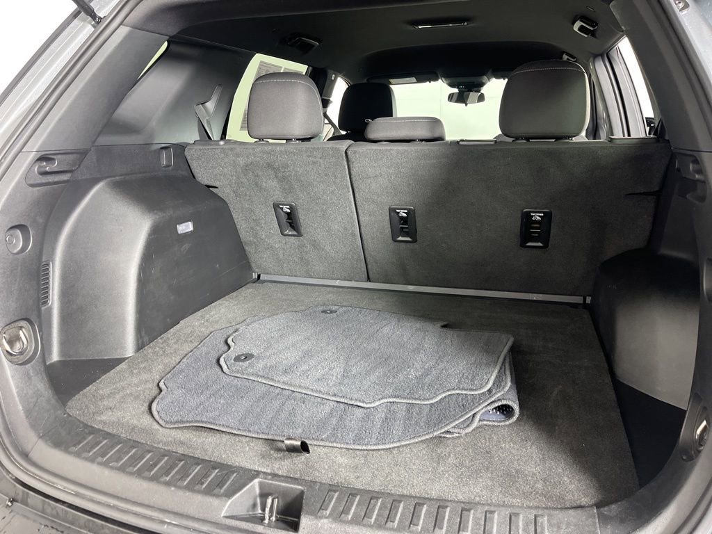 Certified 2025 Chevrolet Equinox LT FWD image 7