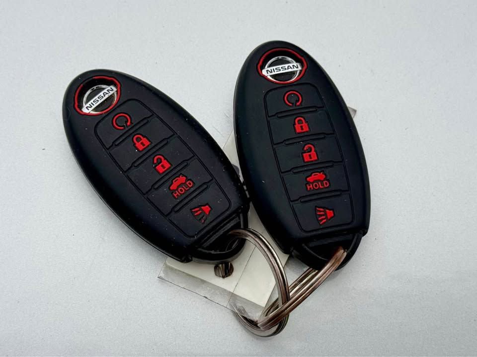 Used 2016 Nissan Pathfinder SL w/ SL Tech Package image 6