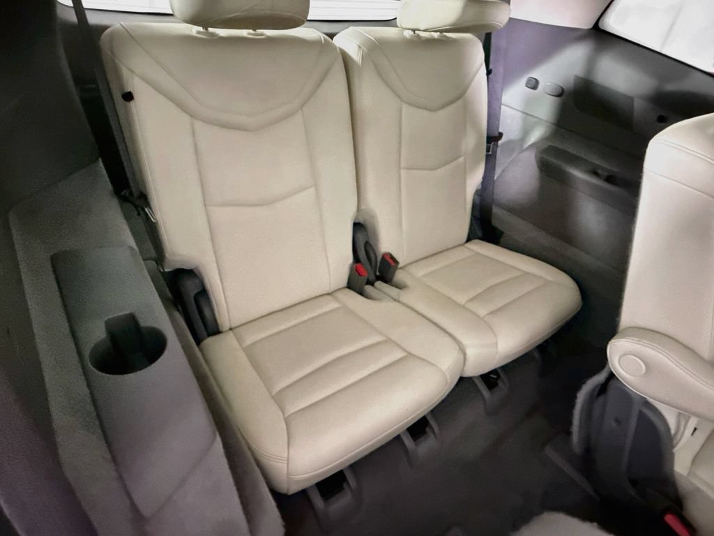 Used 2020 Cadillac XT6 Premium Luxury AWD/4WD image 33
