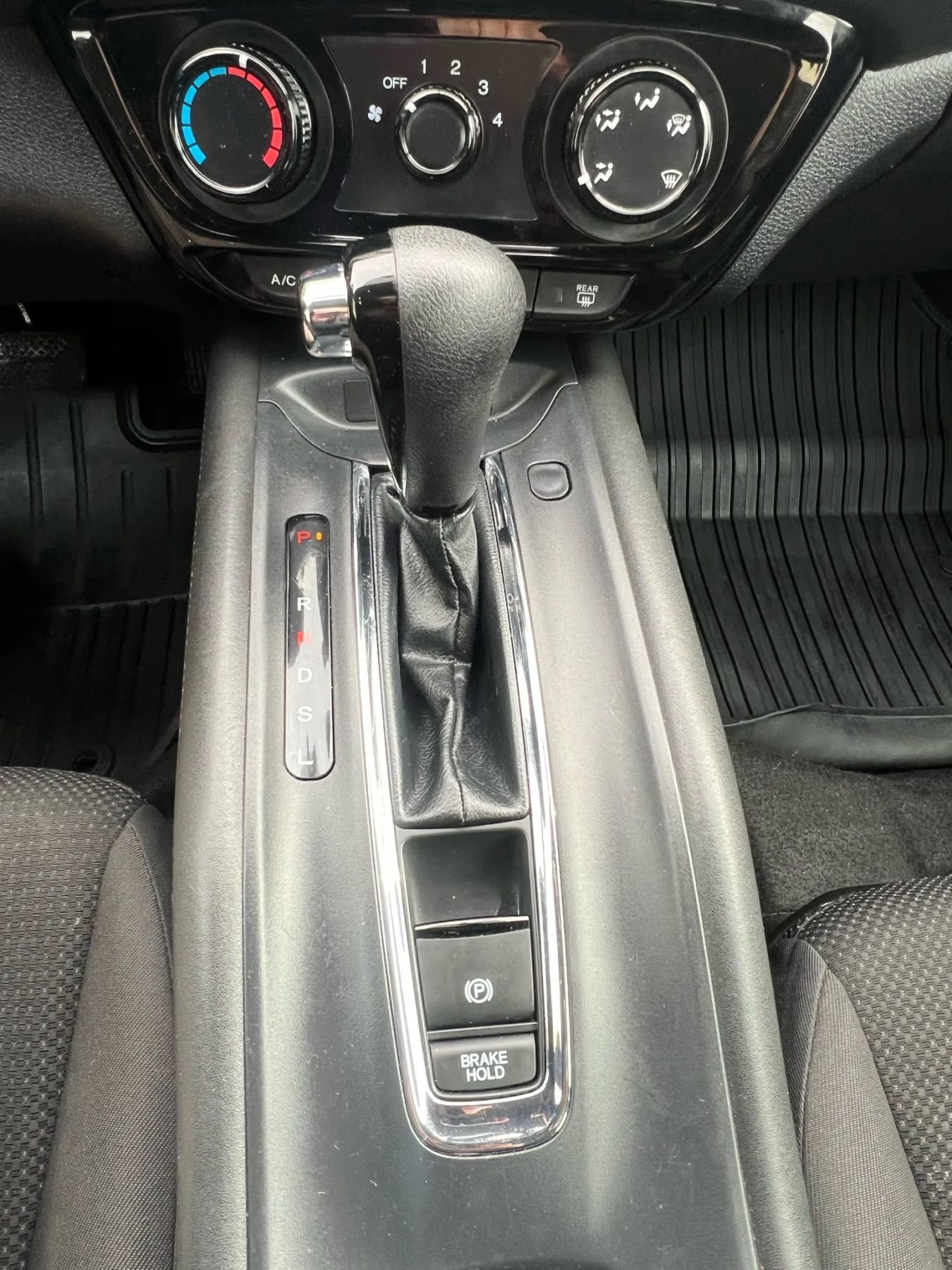Used 2020 Honda HR-V LX image 20