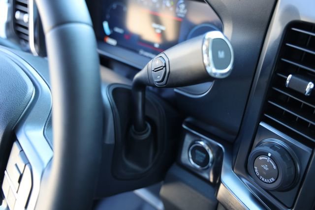 Used 2025 Ford F250 Lariat w/ Lariat Ultimate Package AWD/4WD image 24