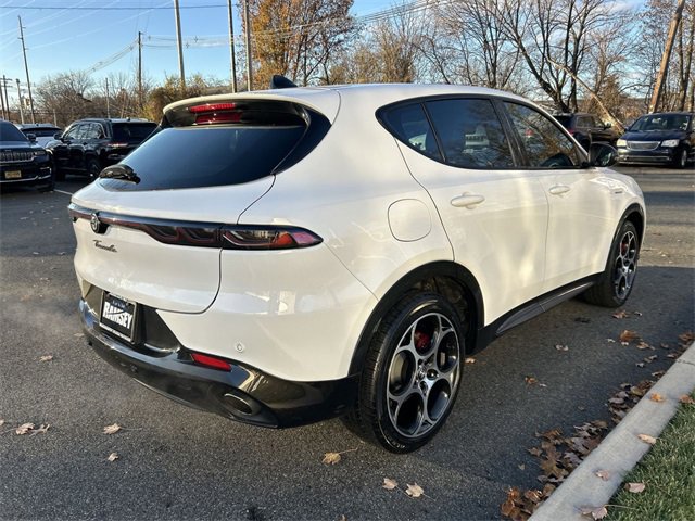 Used 2024 Alfa Romeo Tonale Veloce image 8