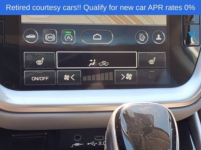 Used 2025 Subaru Outback Premium w/ Popular Package #1A AWD/4WD image 12