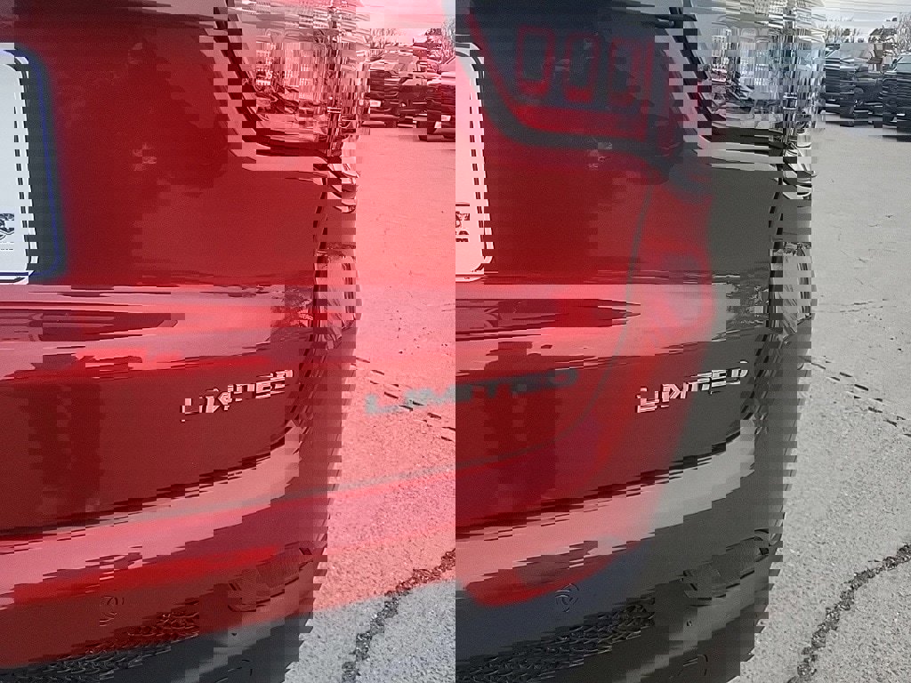 New 2026 Jeep Compass Limited image 5