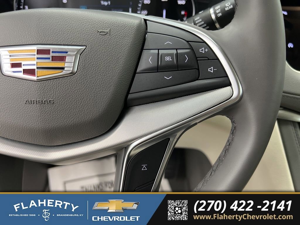 Used 2025 Cadillac XT5 Premium Luxury w/ LPO, Floor Liner Package FWD image 28