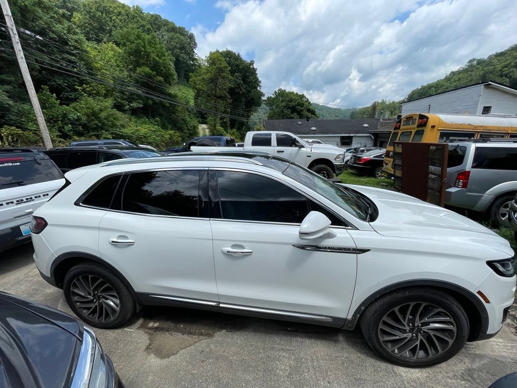 Used 2017 Lincoln MKC Reserve AWD/4WD image 4