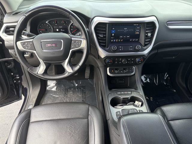 Used 2021 GMC Acadia SLT w/ Premium Package FWD image 18