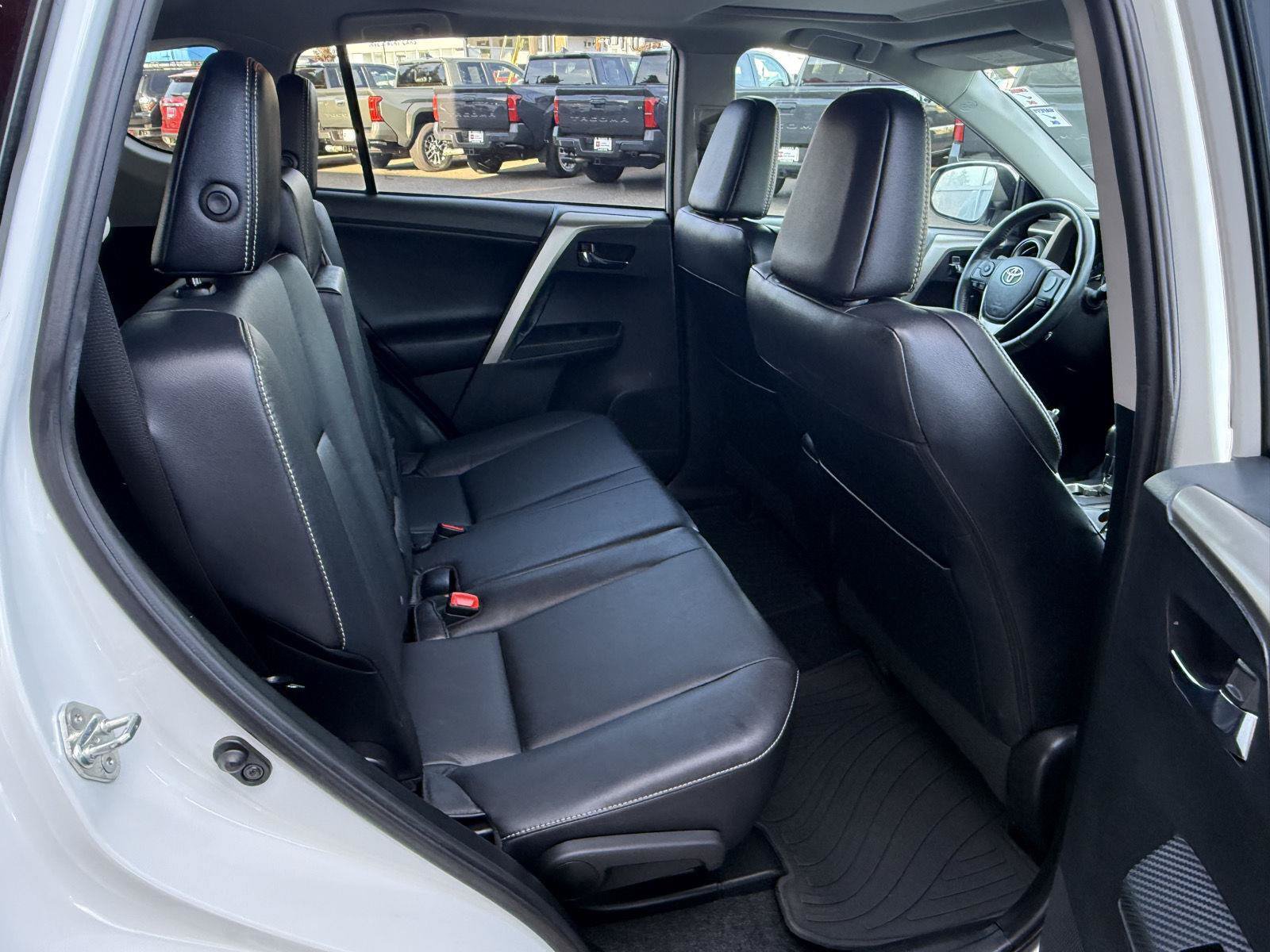 Used 2014 Toyota RAV4 Limited AWD/4WD image 48