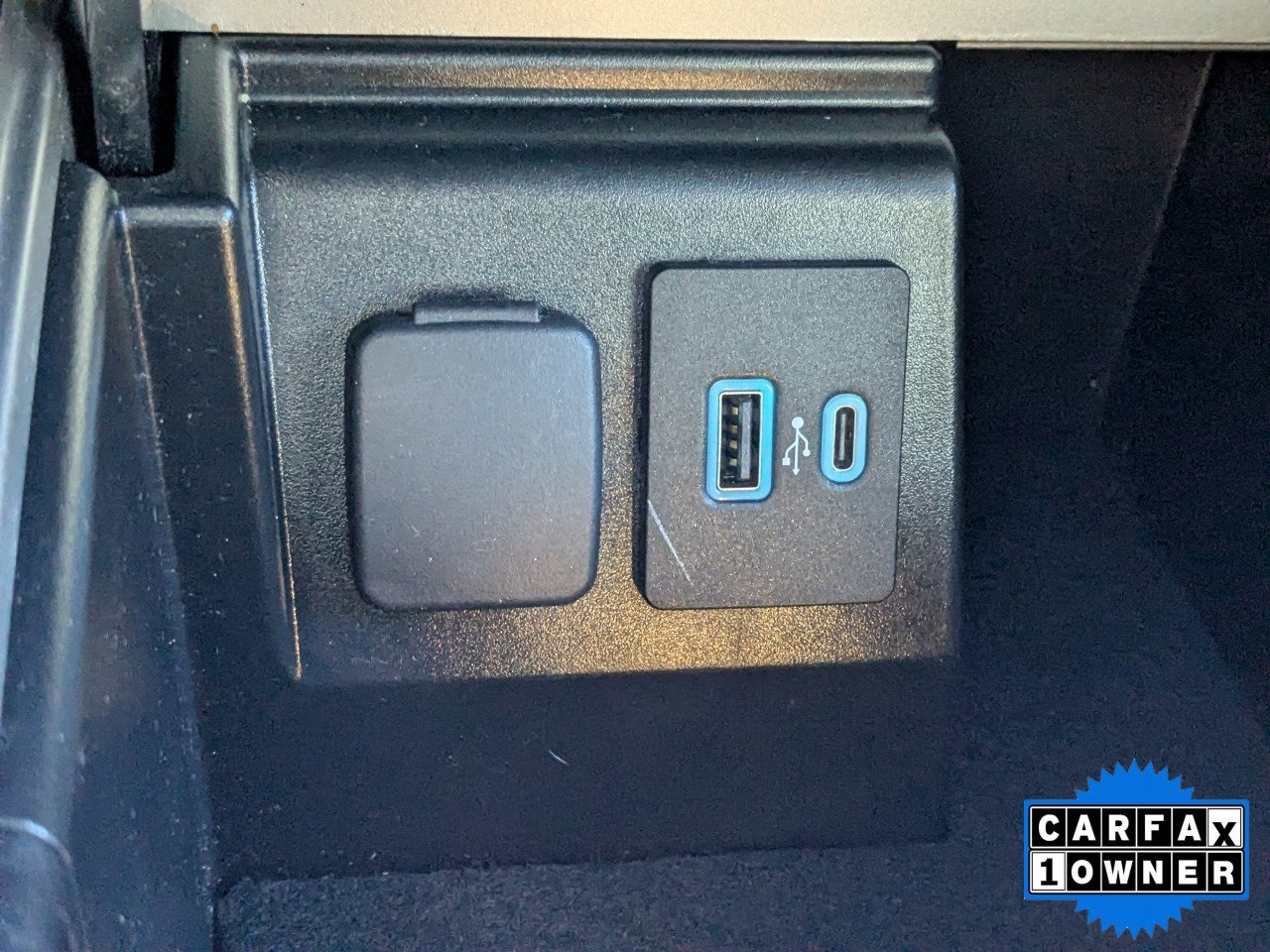 Certified 2022 Ford Explorer ST w/ Equipment Group 401A image 29