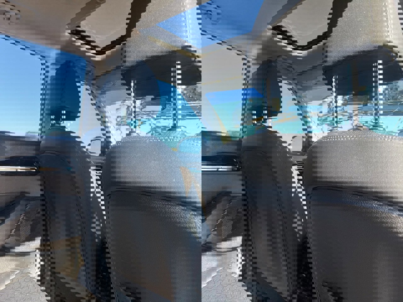 Used 2024 Kia Seltos EX image 16