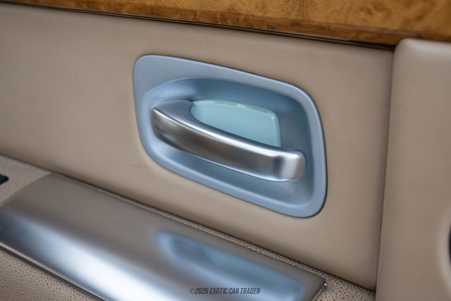 Used 2005 Rolls-Royce Phantom Sedan RWD image 48