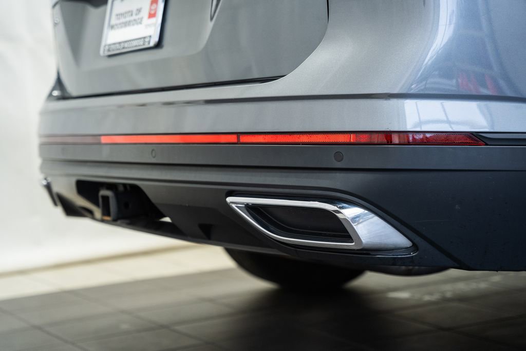 Used 2022 Volkswagen Atlas SE w/ Black Wheel Package image 6