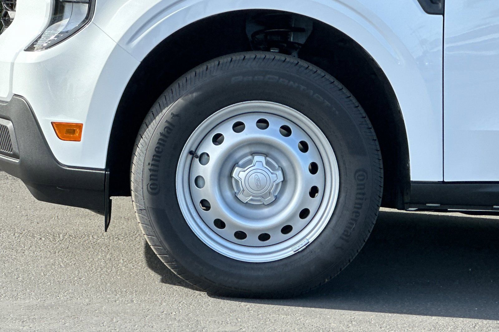 New 2026 Ford Maverick XL image 23