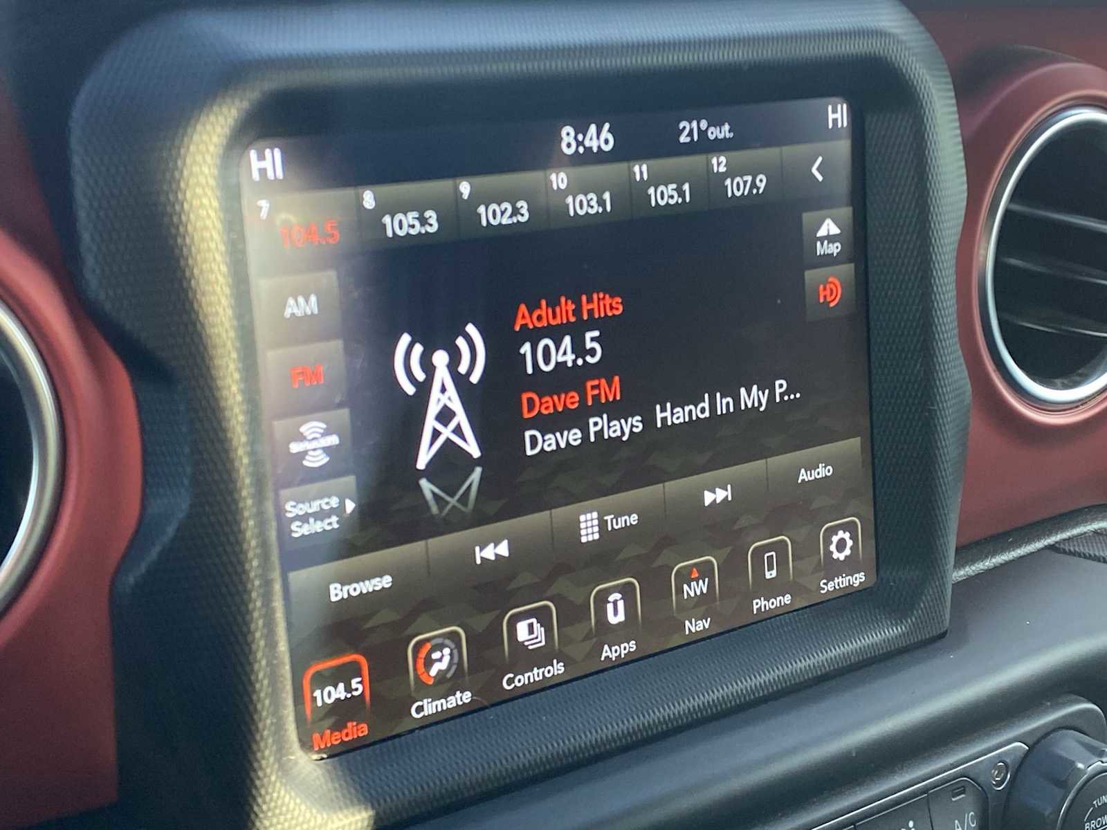 Used 2021 Jeep Wrangler Rubicon image 26