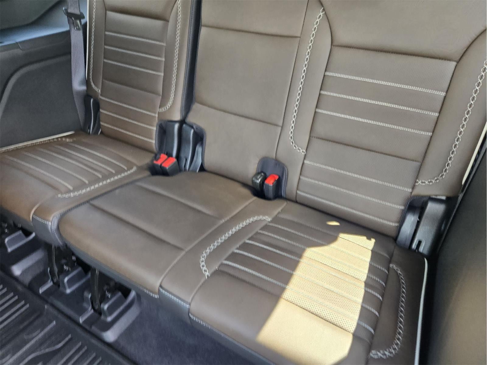Used 2026 GMC Yukon Denali Ultimate w/ LPO, Floor Liner Package AWD/4WD image 31
