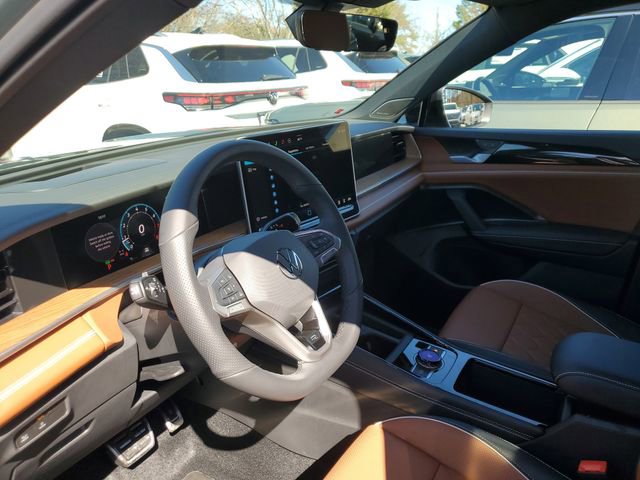 New 2026 Volkswagen Tiguan SEL R-Line image 18