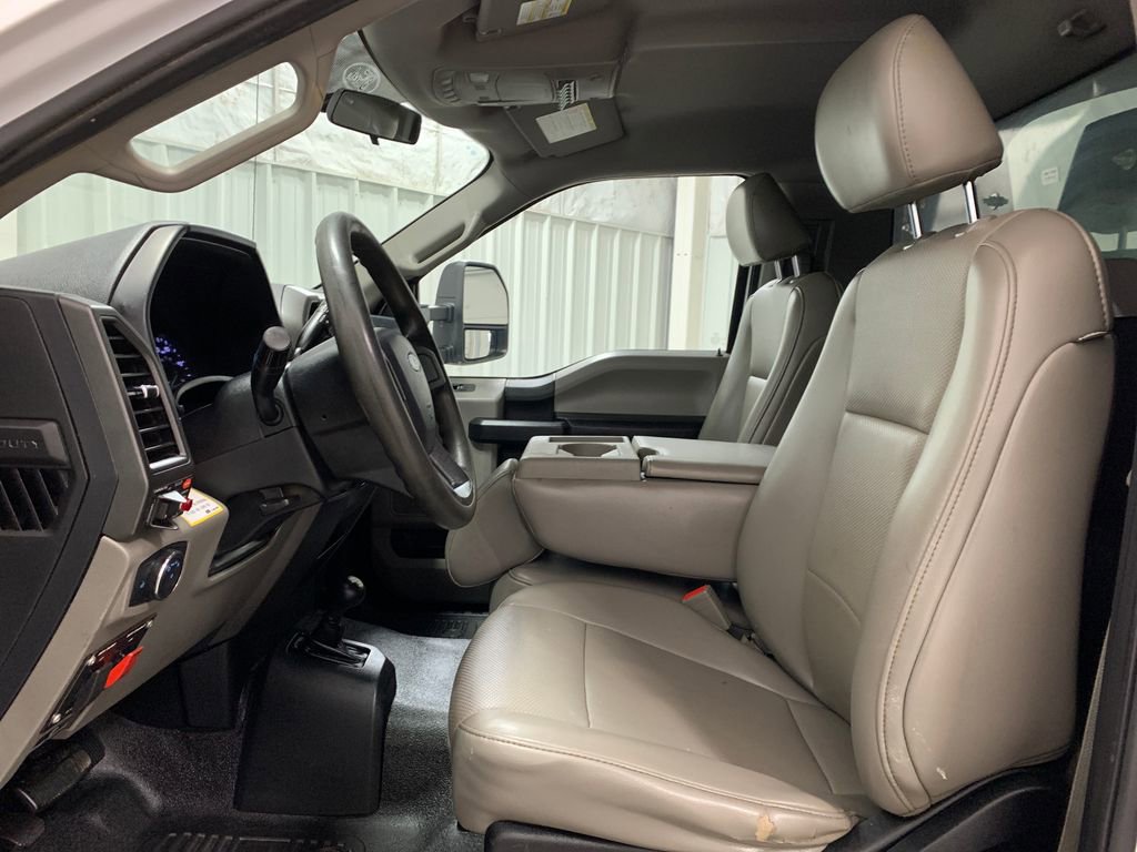 Used 2019 Ford F550 4x4 Regular Cab Super Duty w/ Power Equipment Group image 4