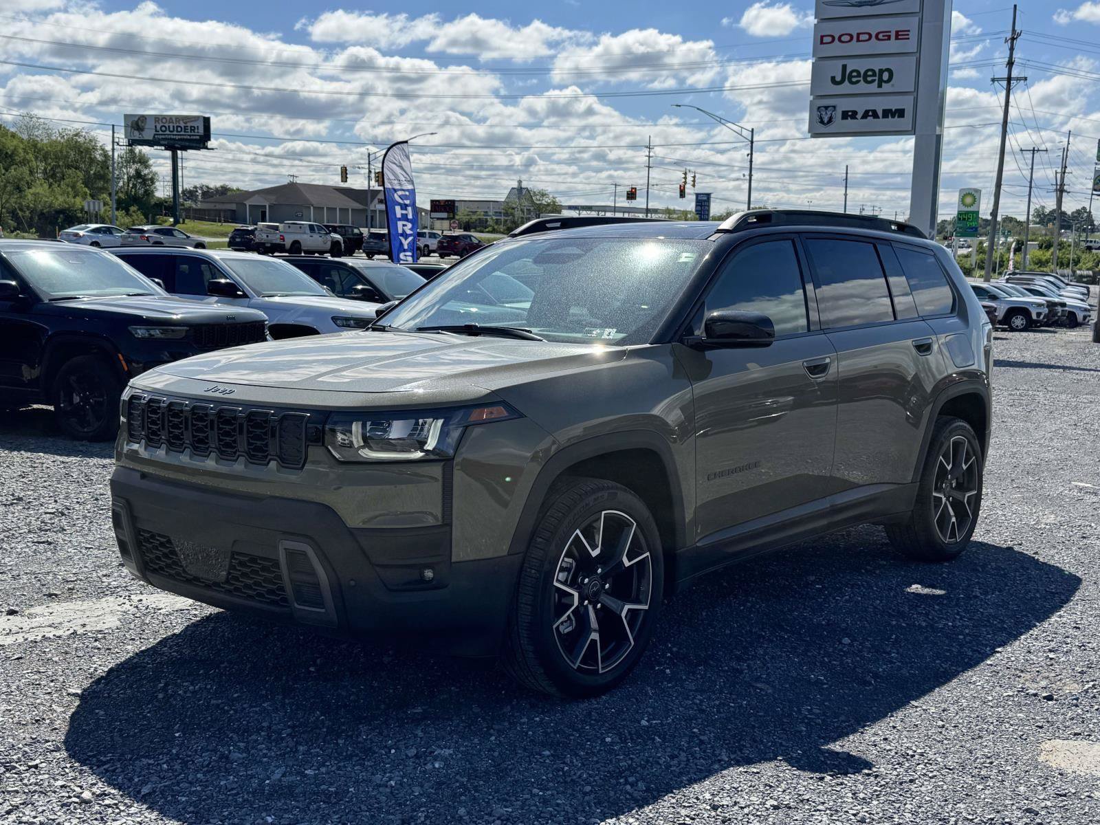 New 2026 Jeep Cherokee Overland AWD/4WD image 25