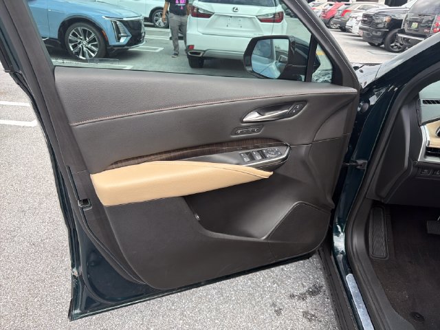 Certified 2025 Cadillac XT4 Premium Luxury FWD image 10