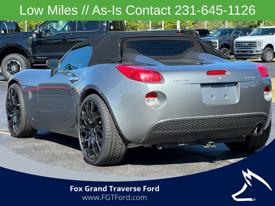 Used 2006 Pontiac Solstice Convertible w/ Premium Package RWD image 33