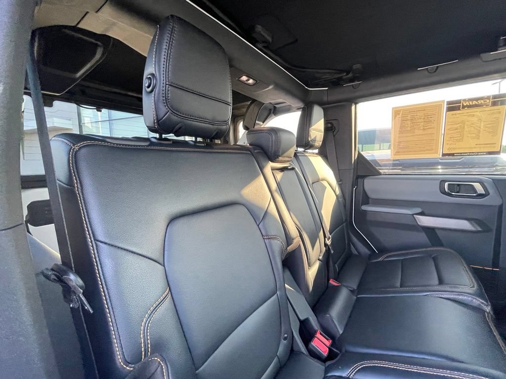Used 2023 Ford Bronco Badlands w/ Sasquatch Package AWD/4WD image 26