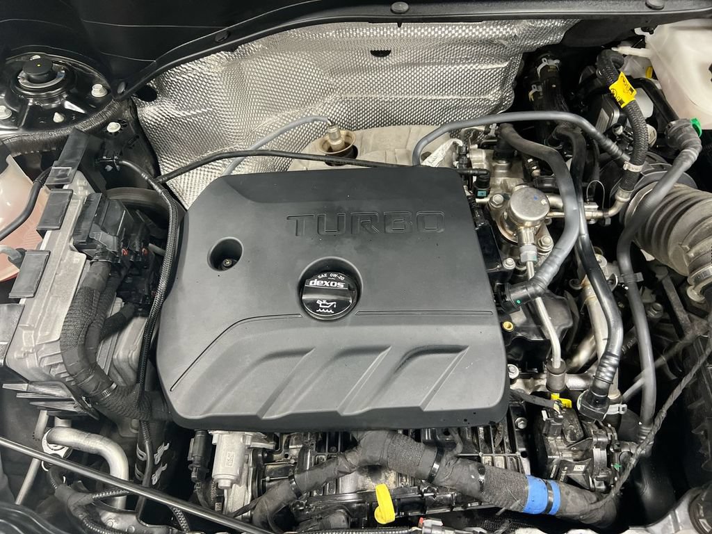 Used 2023 Buick Encore GX Preferred w/ Cold Weather Comfort Package AWD/4WD image 24