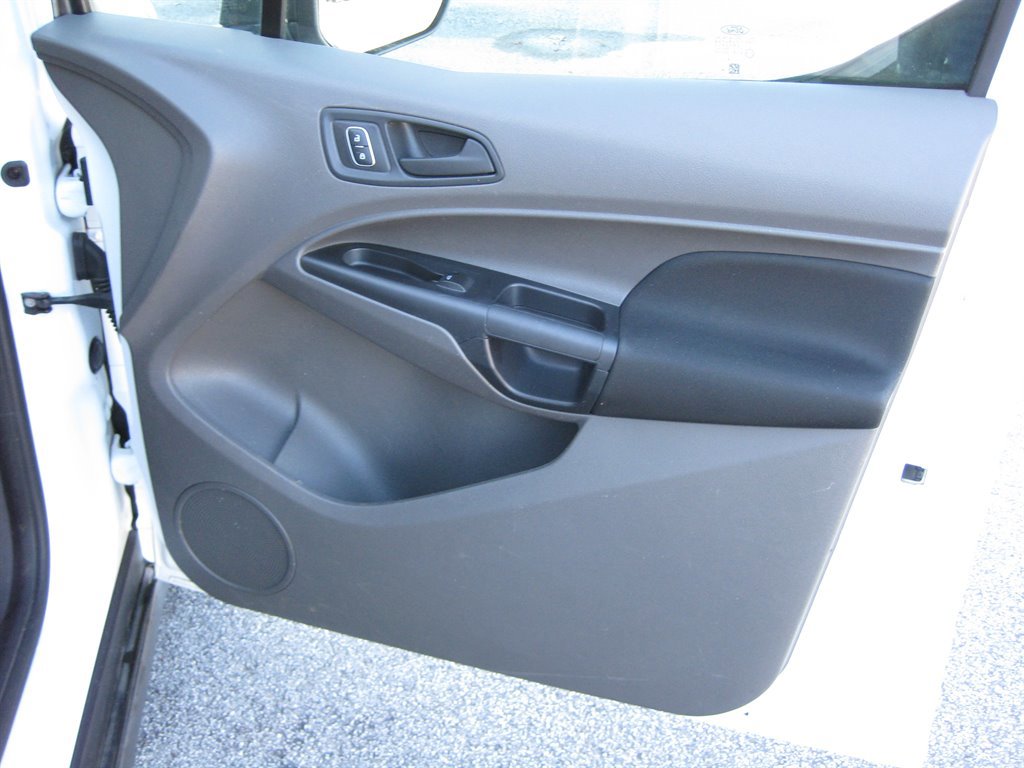 Used 2019 Ford Transit Connect XL image 32