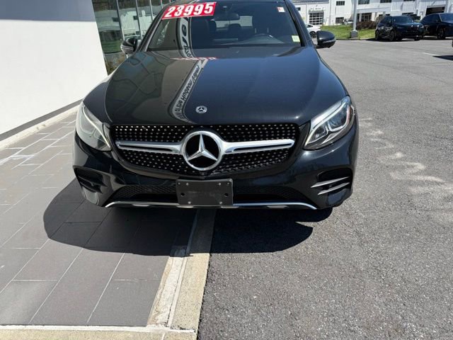 Used 2018 Mercedes-Benz GLC 300 4MATIC Coupe image 3